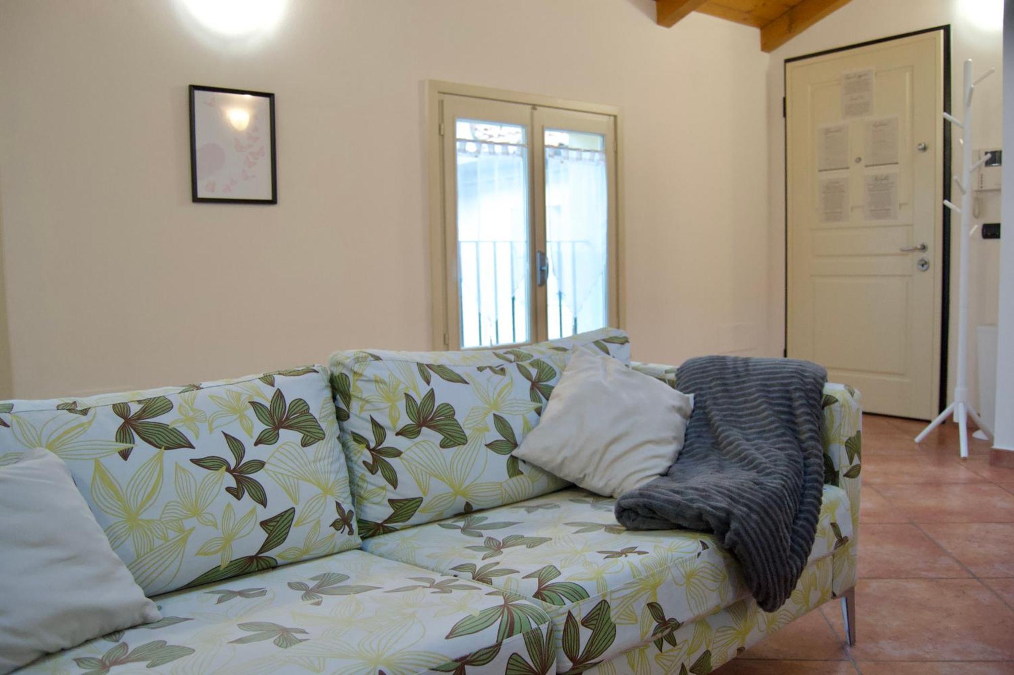 Casa Viola, Deliziosa Mansarda In Centro Storico Apartment Модена Екстериор снимка